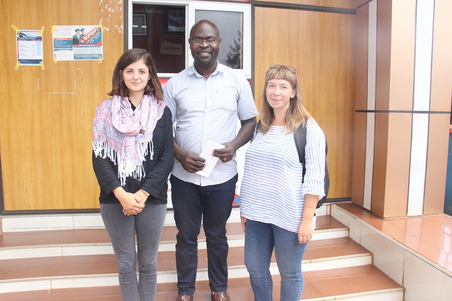 You are currently viewing Dr. Drake Patrick Mirembe Encourages Collaboration to Enrich Student Learning Experiences